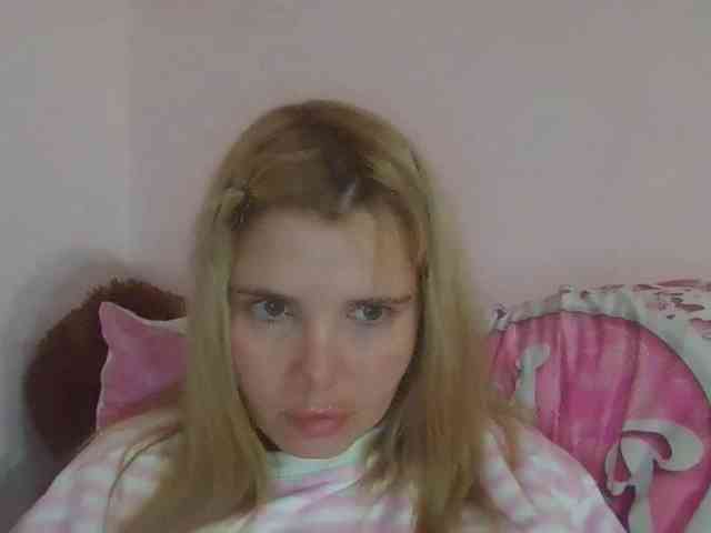 ElenaPleasure webcam