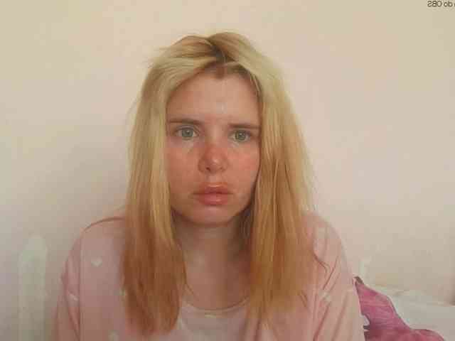 ElenaPleasure webcam