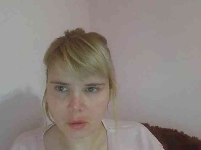 ElenaPleasure webcam