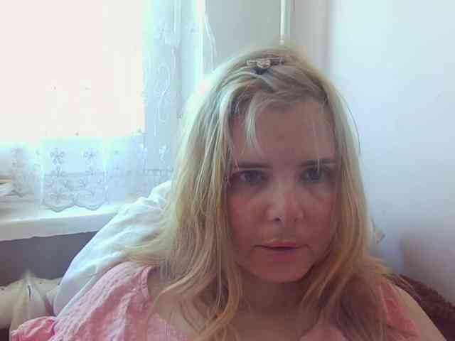 ElenaPleasure webcam