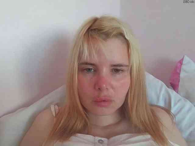 ElenaPleasure webcam