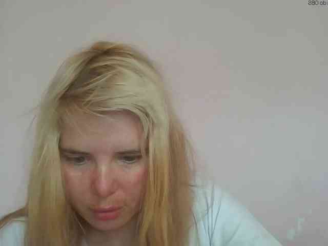 ElenaPleasure webcam