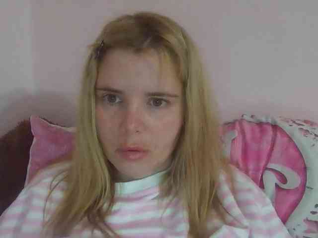 Model: ElenaPleasure