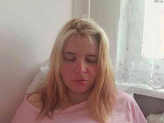 ElenaPleasure webcam