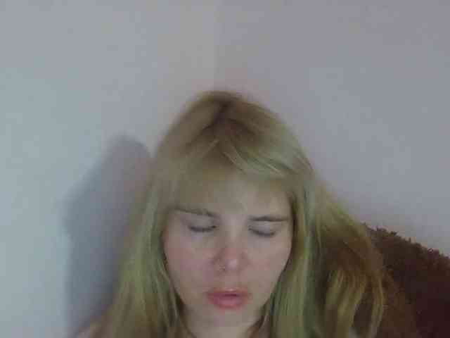 ElenaPleasure webcam
