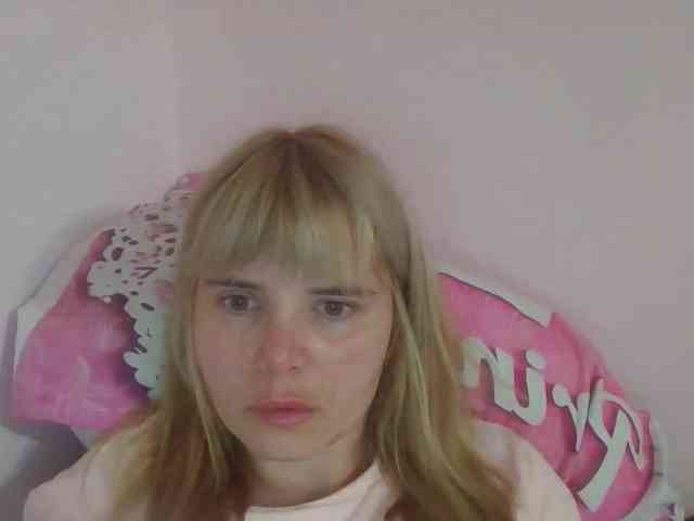 ElenaPleasure webcam