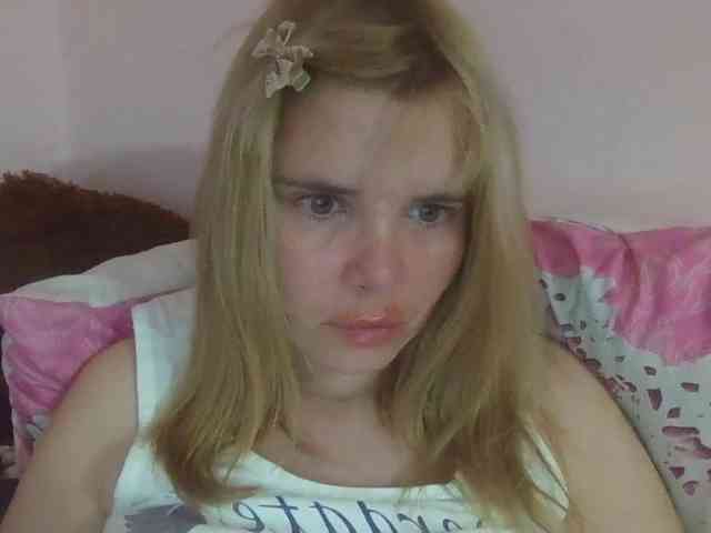 ElenaPleasure webcam