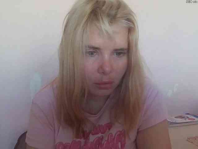 ElenaPleasure webcam