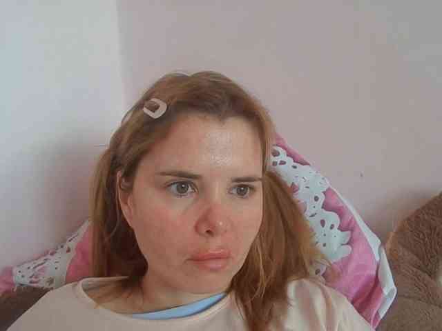 ElenaPleasure webcam