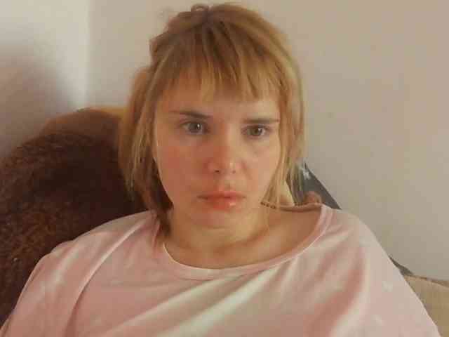 ElenaPleasure webcam
