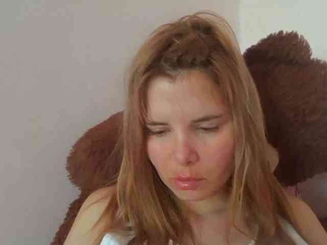 Model: ElenaPleasure