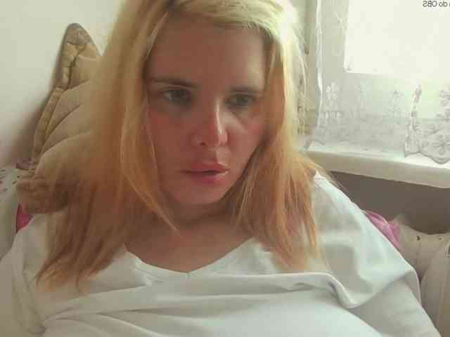 ElenaPleasure webcam