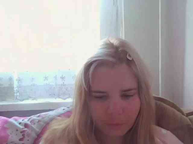 ElenaPleasure webcam