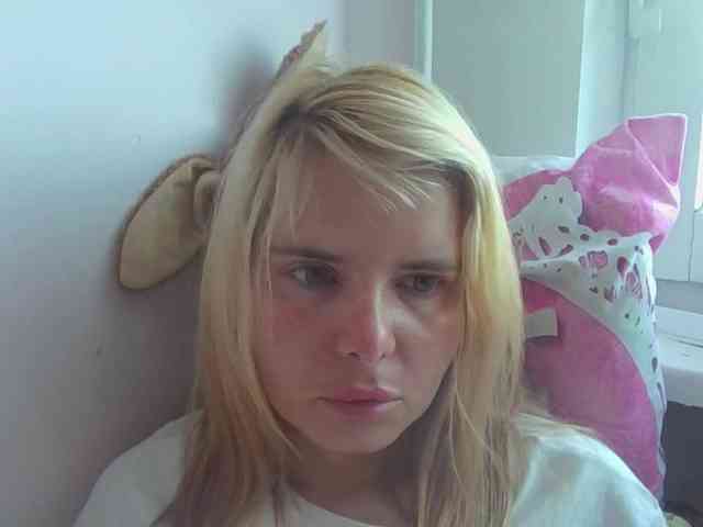 ElenaPleasure webcam