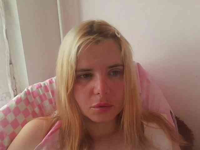 ElenaPleasure webcam
