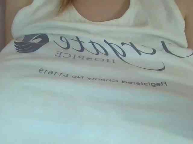 ElenaPleasure webcam