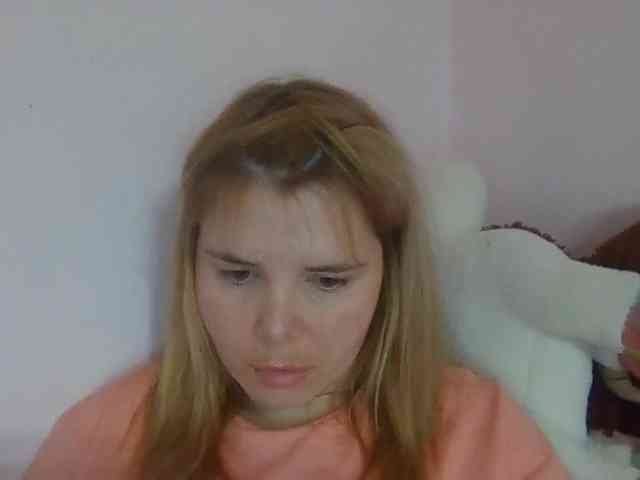 ElenaPleasure webcam