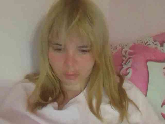 ElenaPleasure webcam