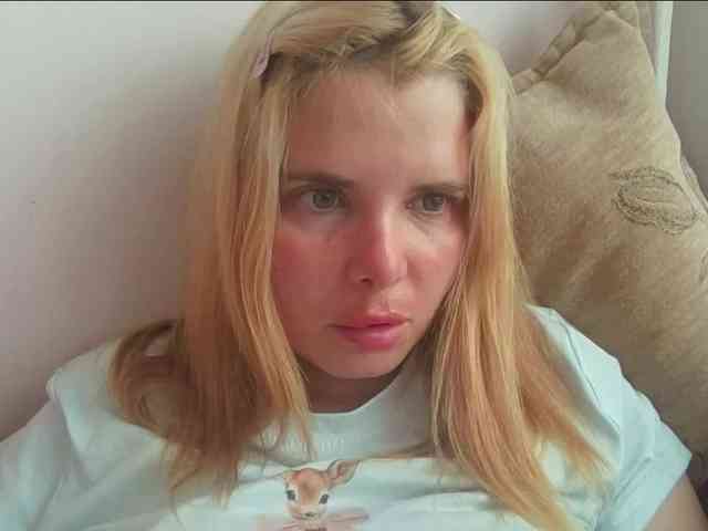 ElenaPleasure webcam