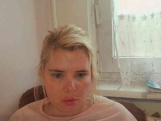 ElenaPleasure webcam