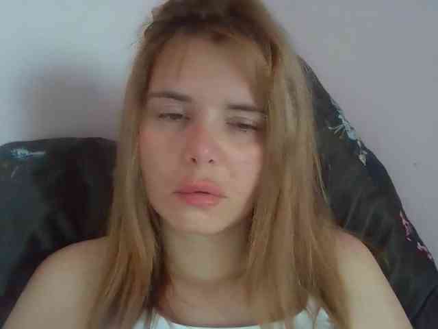 ElenaPleasure webcam