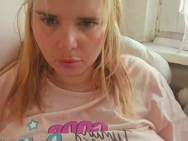 ElenaPleasure webcam