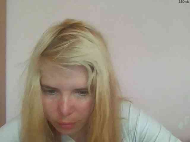 ElenaPleasure webcam