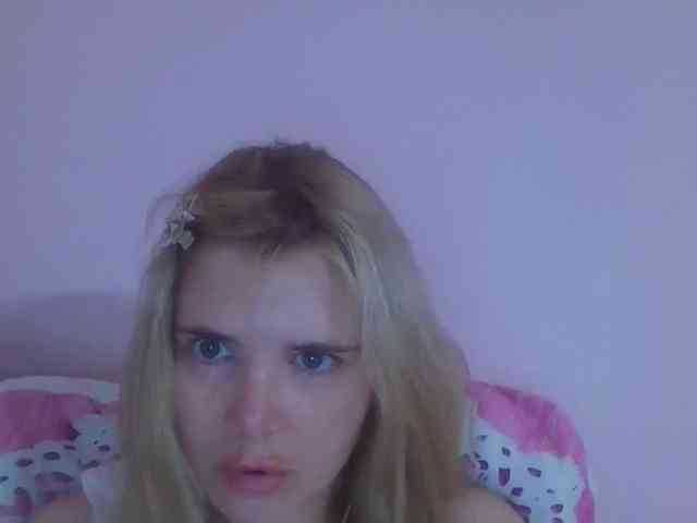Model: ElenaPleasure