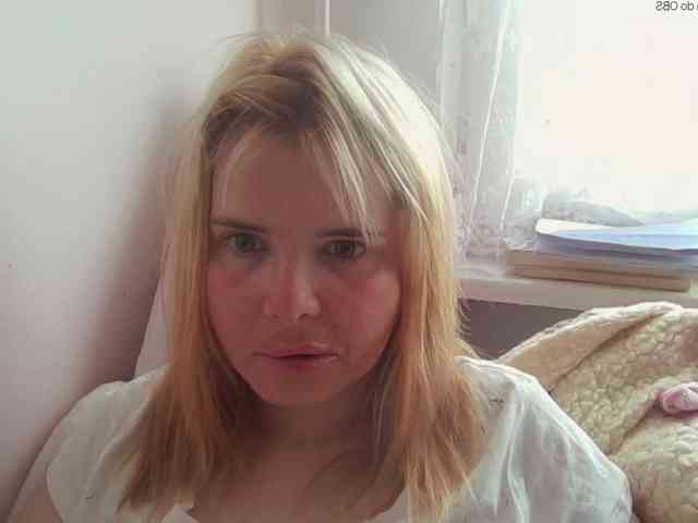 ElenaPleasure webcam