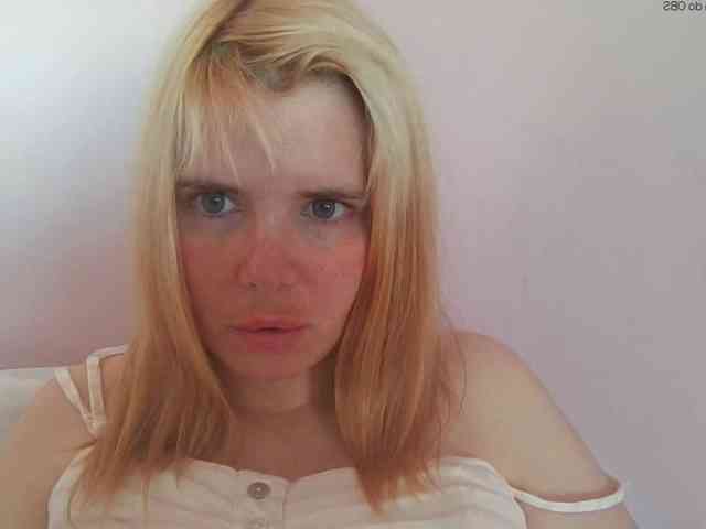 ElenaPleasure webcam