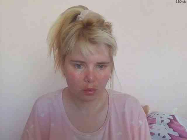ElenaPleasure webcam