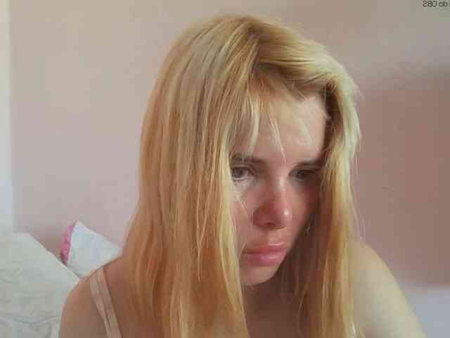 ElenaPleasure webcam