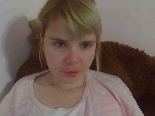 ElenaPleasure webcam