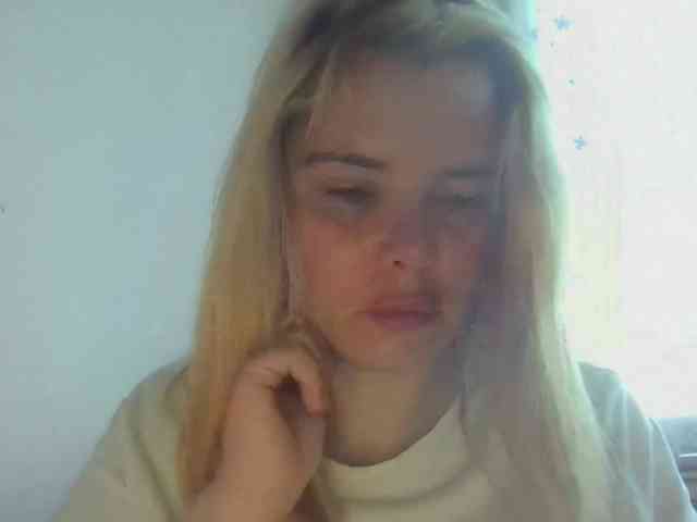 ElenaPleasure webcam