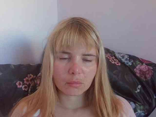ElenaPleasure webcam