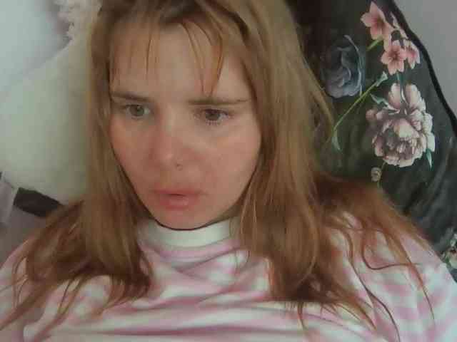Model: ElenaPleasure