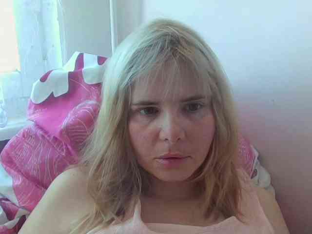 ElenaPleasure webcam