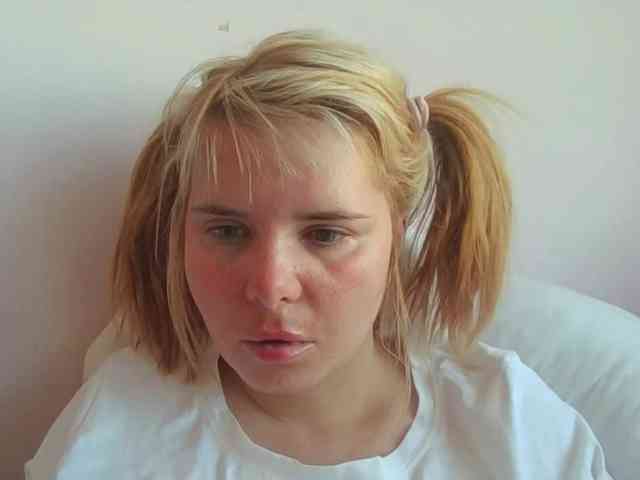 ElenaPleasure webcam