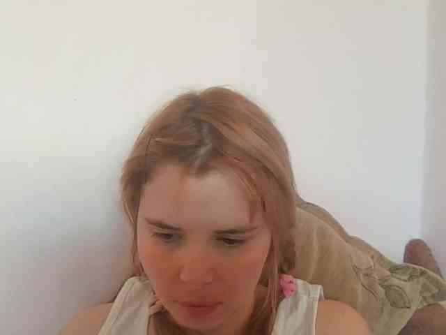 ElenaPleasure webcam