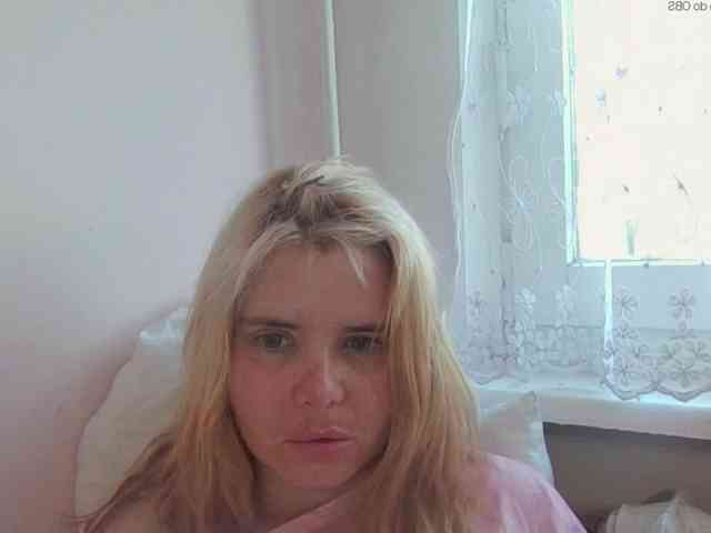 ElenaPleasure webcam