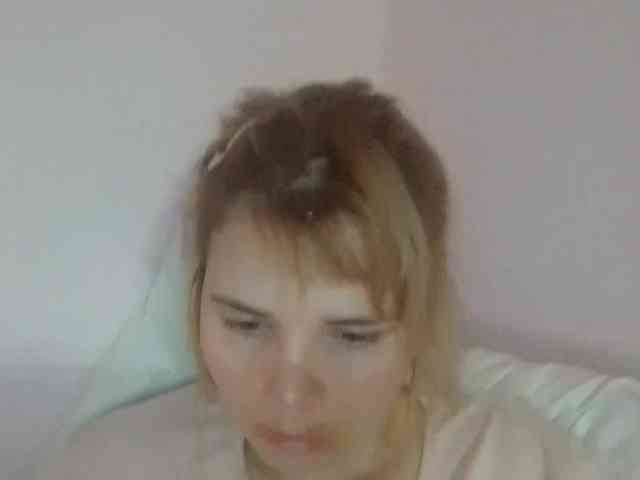 ElenaPleasure webcam