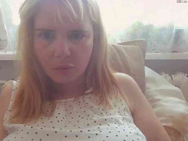 ElenaPleasure webcam
