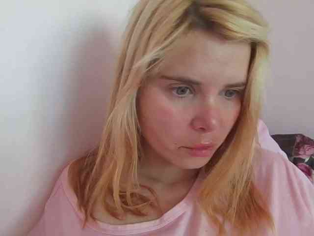 ElenaPleasure webcam