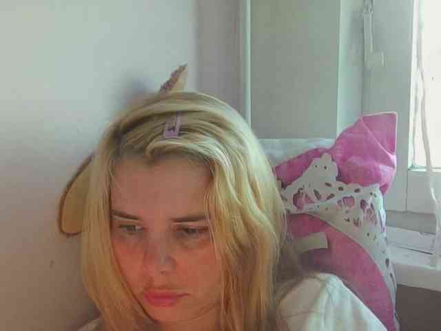ElenaPleasure webcam