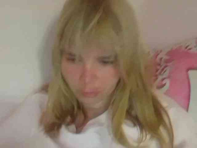 ElenaPleasure webcam