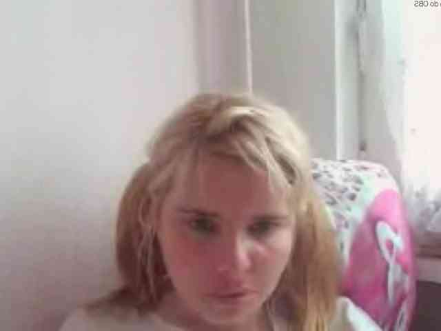 ElenaPleasure webcam
