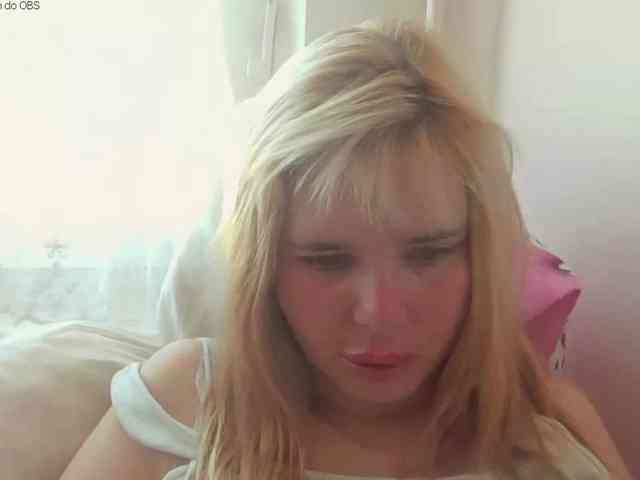 ElenaPleasure webcam
