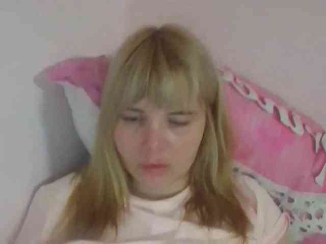 ElenaPleasure webcam