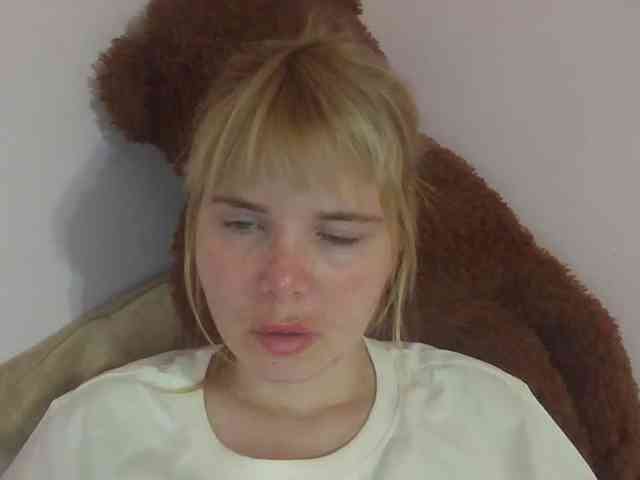 ElenaPleasure webcam