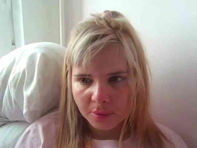 ElenaPleasure webcam